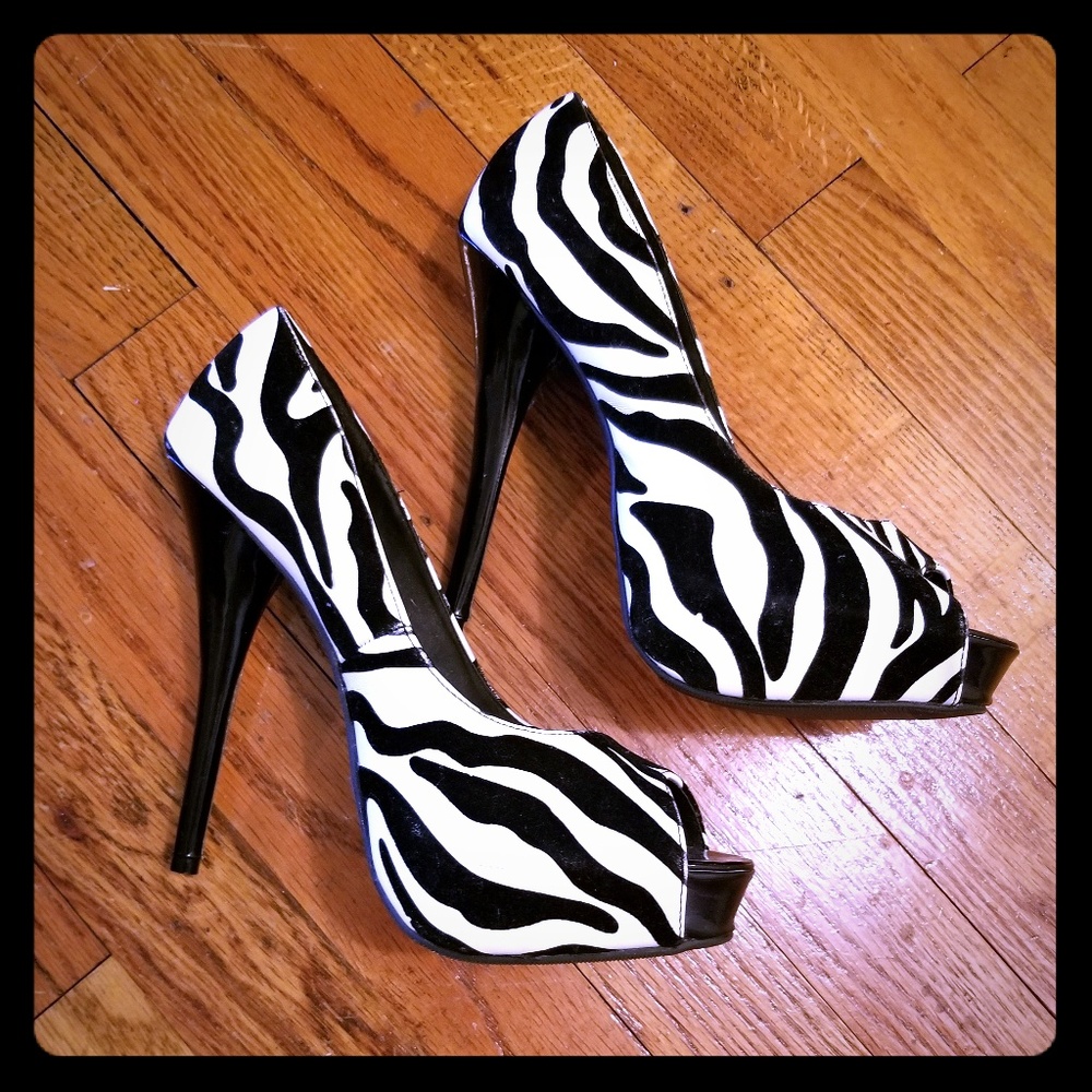 Zebra heels